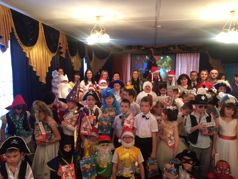 Воспитанники чапаевской школы-интерната получили подарки от ГК «Волгаэнергопром»